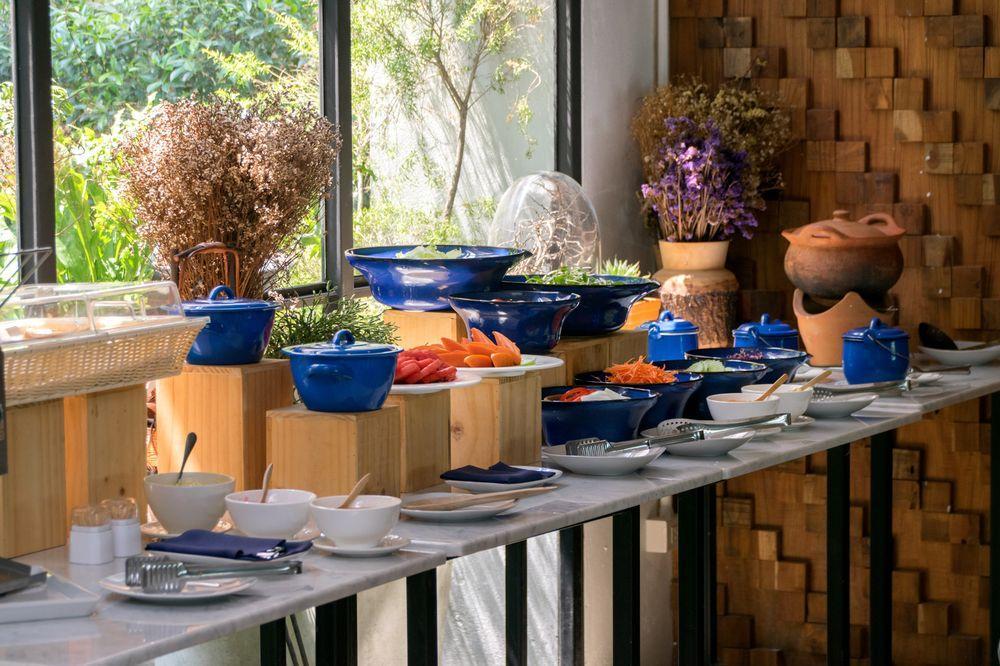 The Core Gallery Hotel Chiang Mai Exterior photo