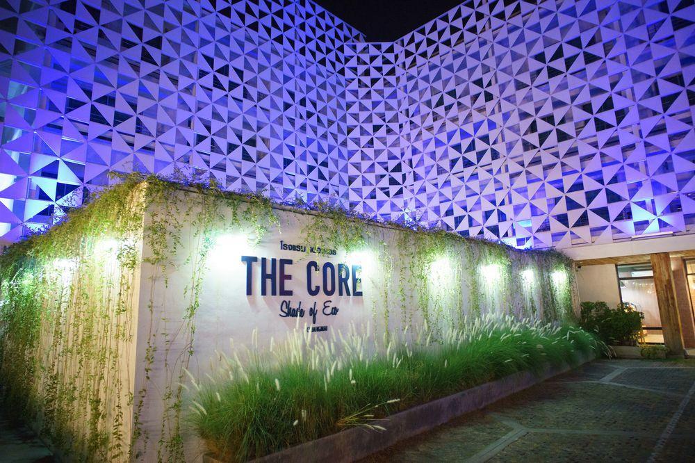 The Core Gallery Hotel Chiang Mai Exterior photo