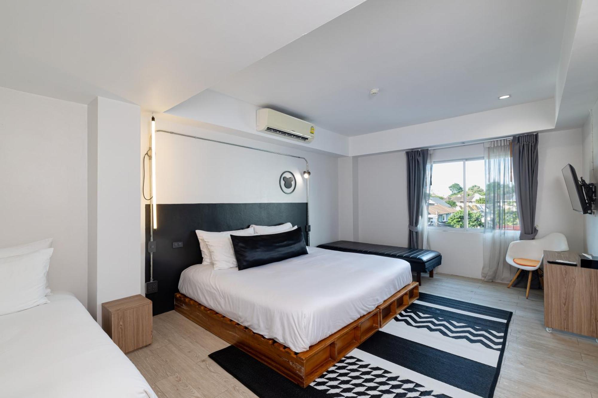 The Core Gallery Hotel Chiang Mai Exterior photo